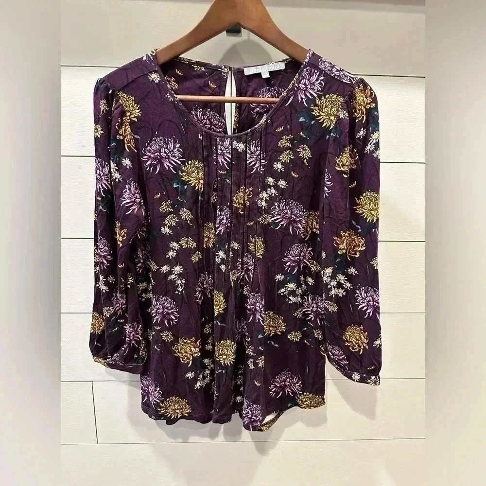 Daniel Rainn Women’s Purple Floral 3/4 Sleeve Top- Size Small